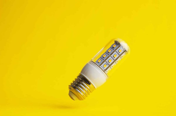 Éclairage économe : astuces pour trouver la meilleure ampoule led